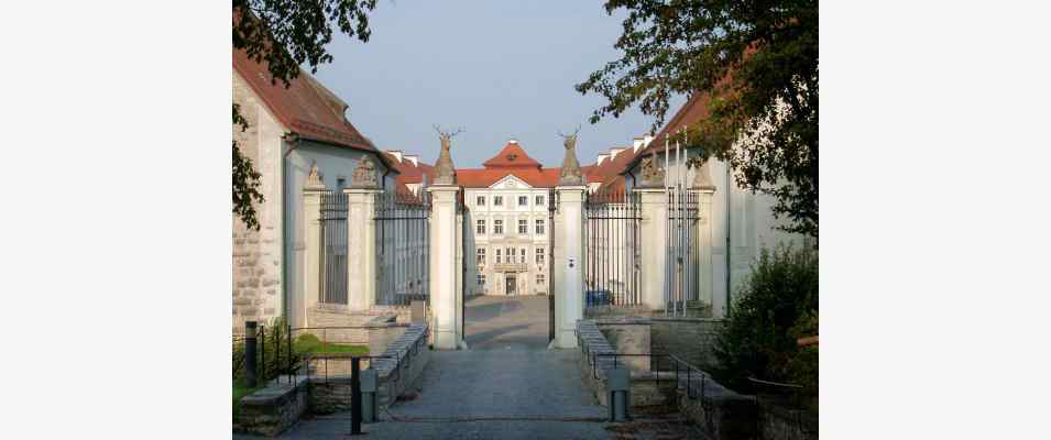Eingang zum Schloss Hirschberg in Beilngries