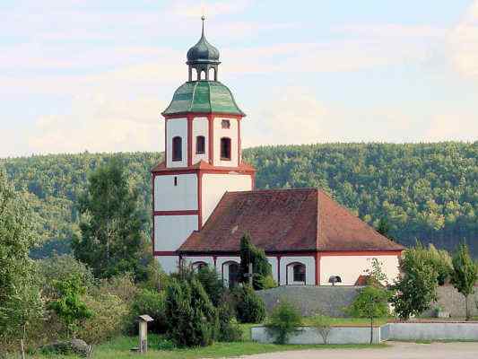 Kirche Mariä Himmelfahrt in Gungolding im Altmühltal